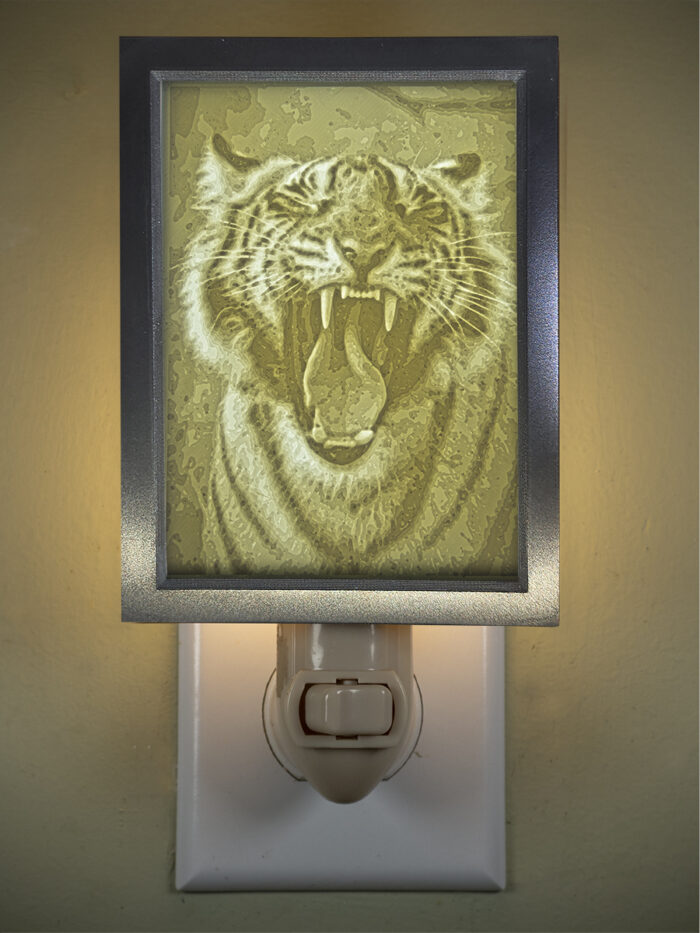 3D printed lithophane LED nightlight tiger