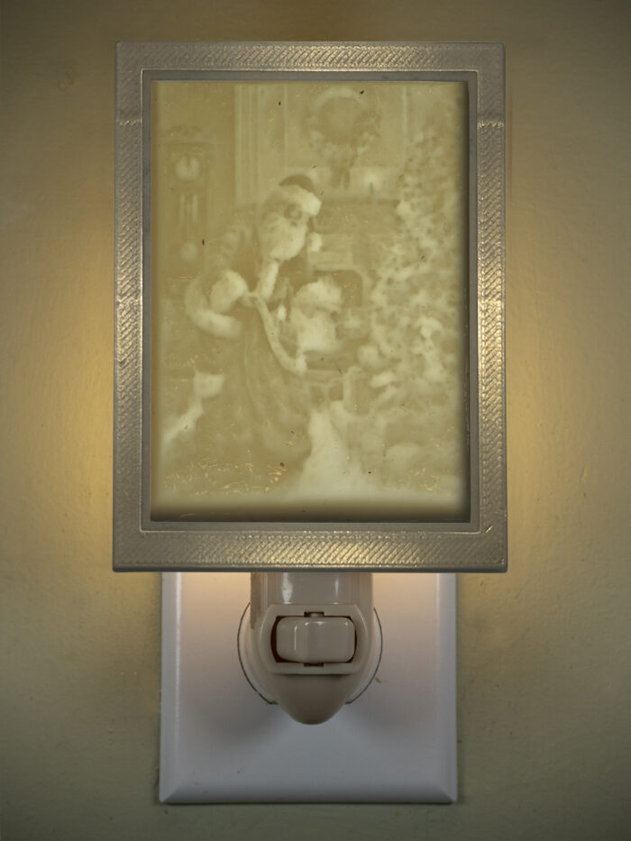 3D printed lithophane LED nightlight christmas santa, presents and tree